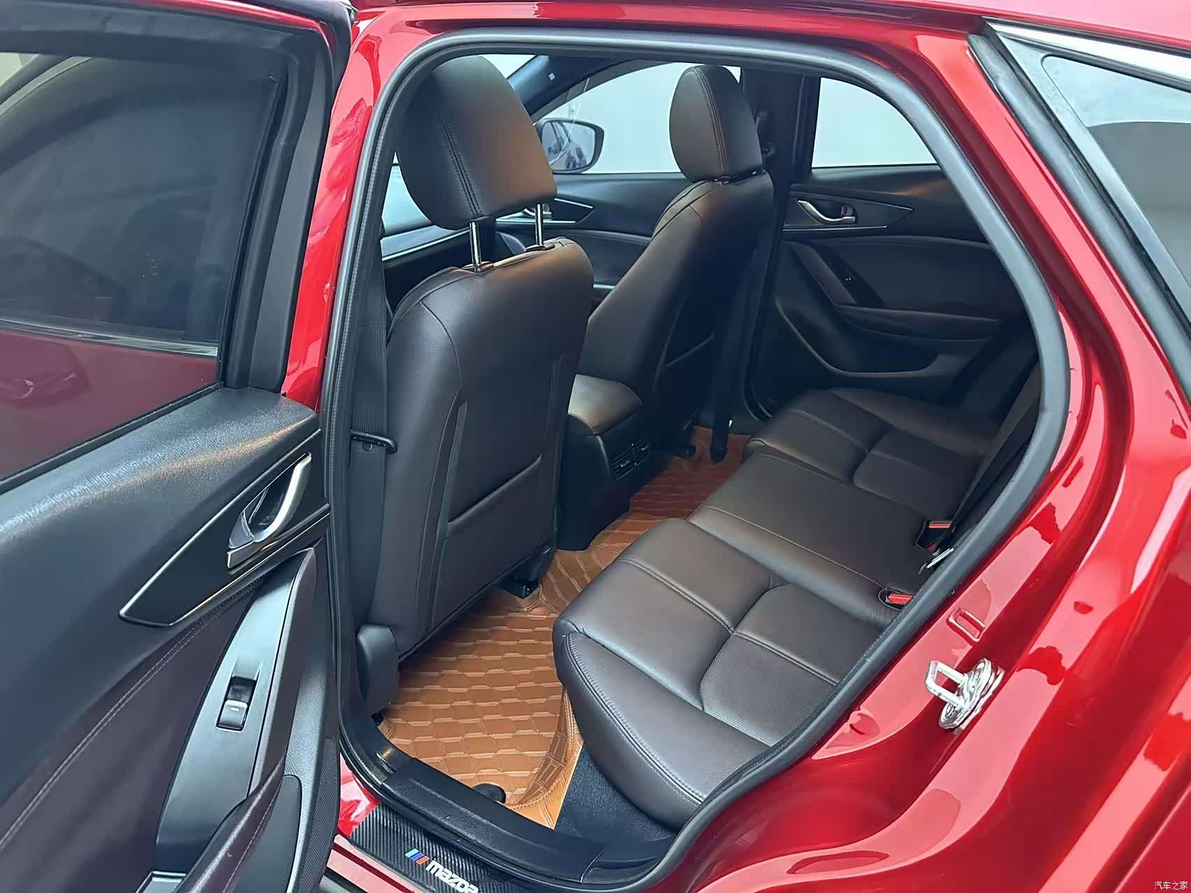 Mazda CX-4, 2023 8
