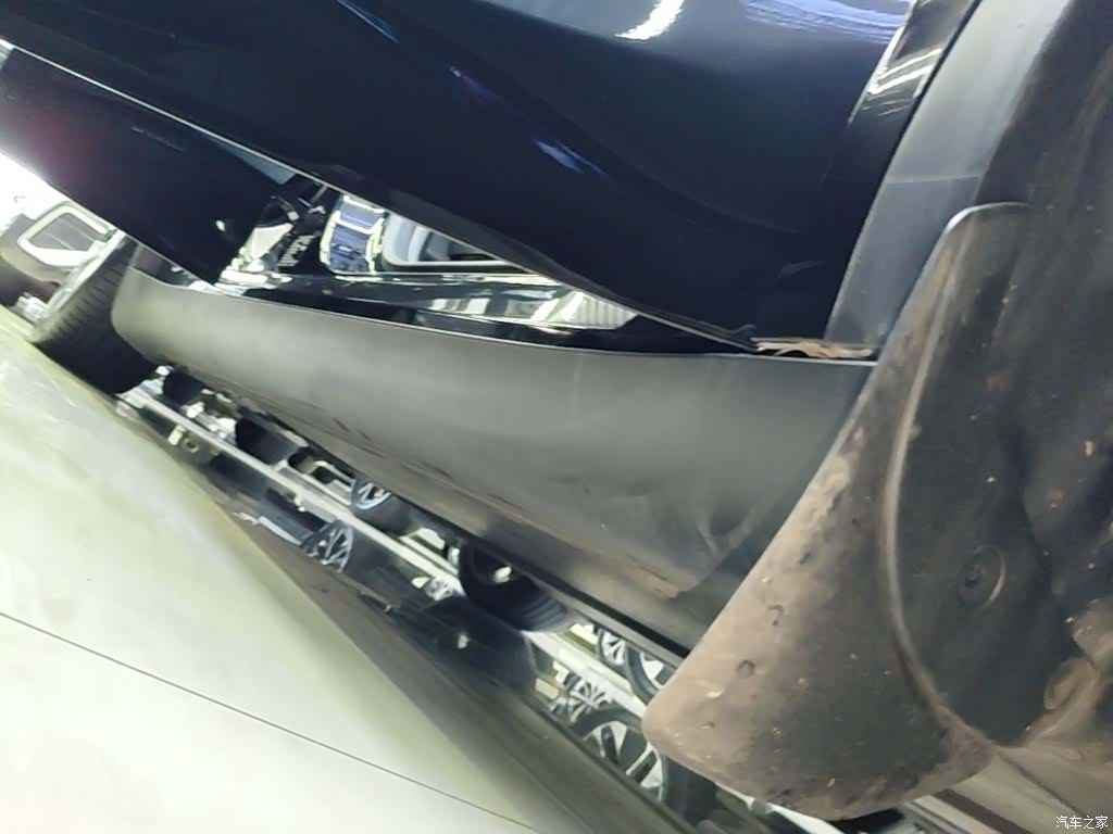 Tesla Model Y, 2023 21