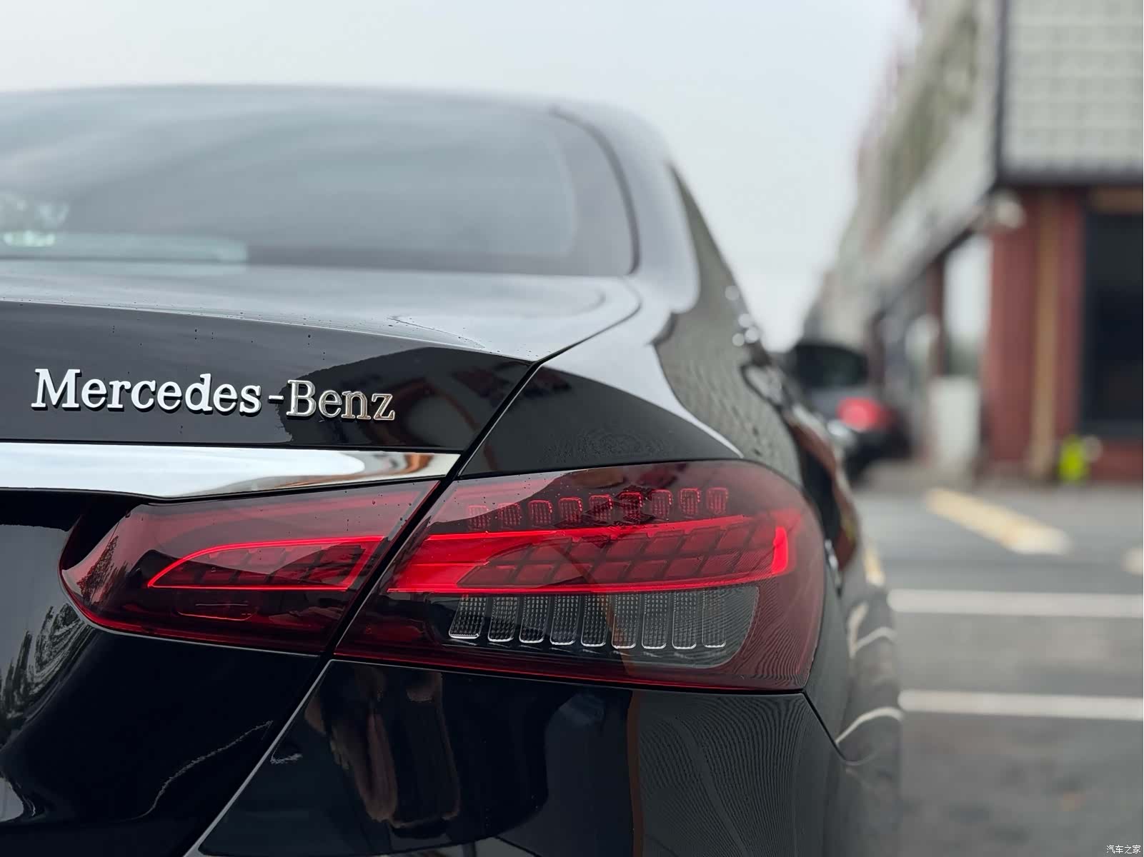 Mercedes-Benz E-Class, 2023 42