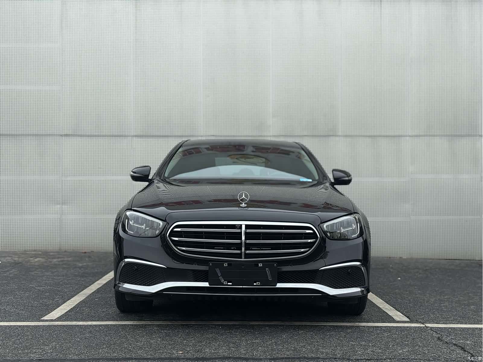 Mercedes-Benz E-Class, 2023 52