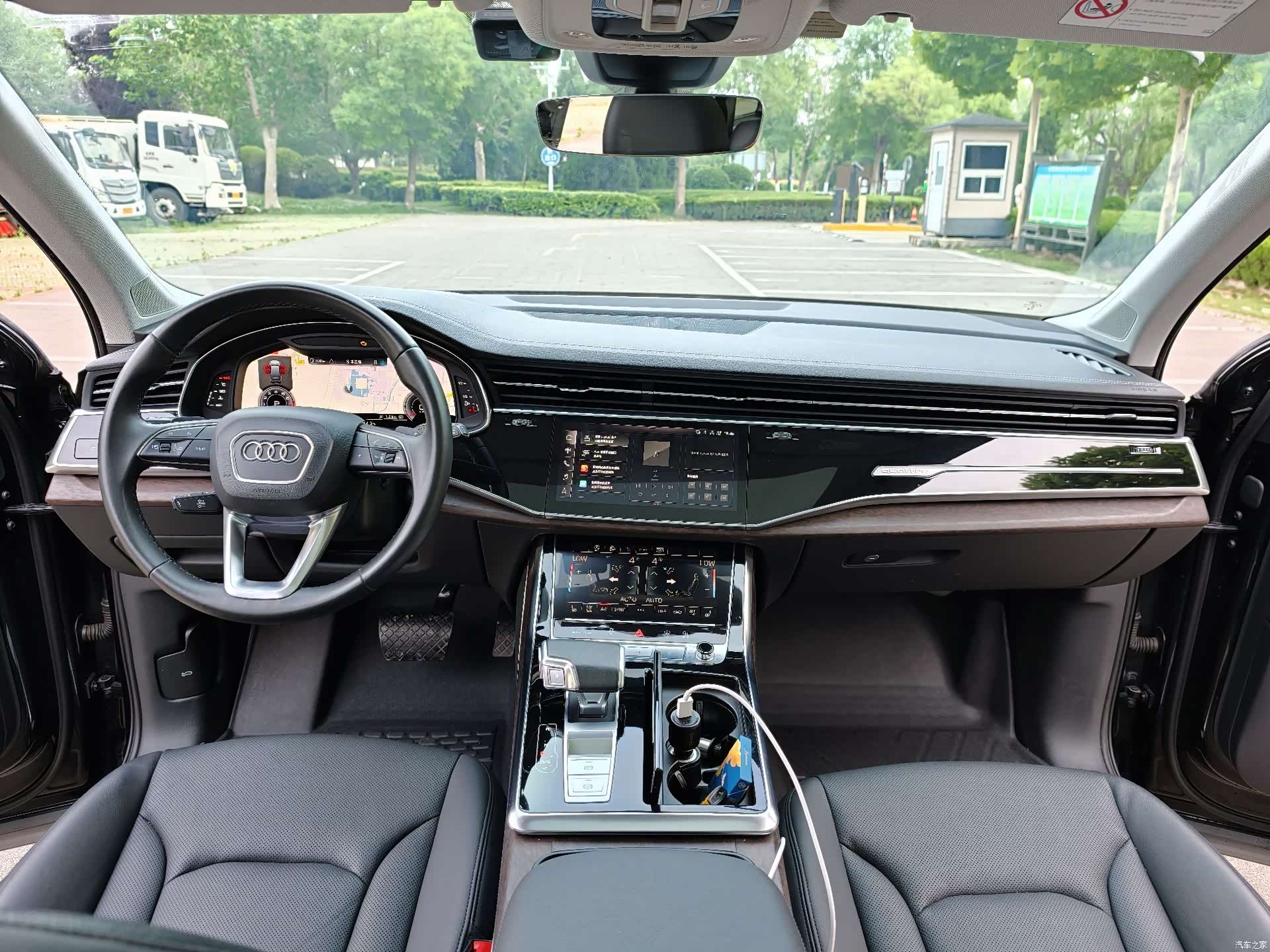 Audi Q7, 2023 12