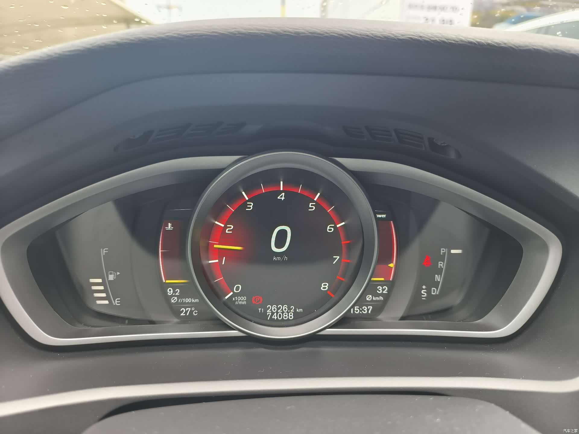 Volvo V40, 2017 18