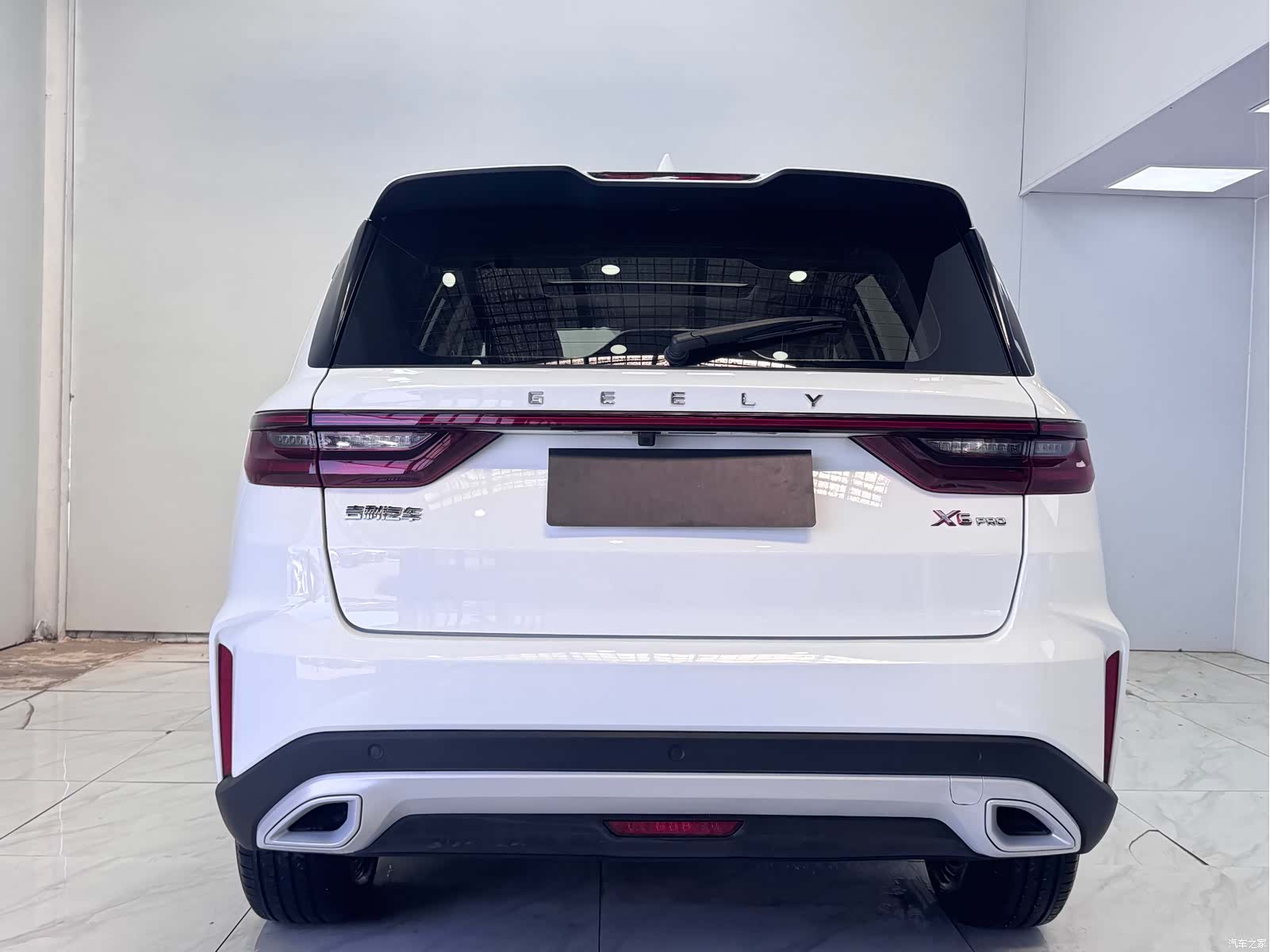 Geely X6, 2022 все фото