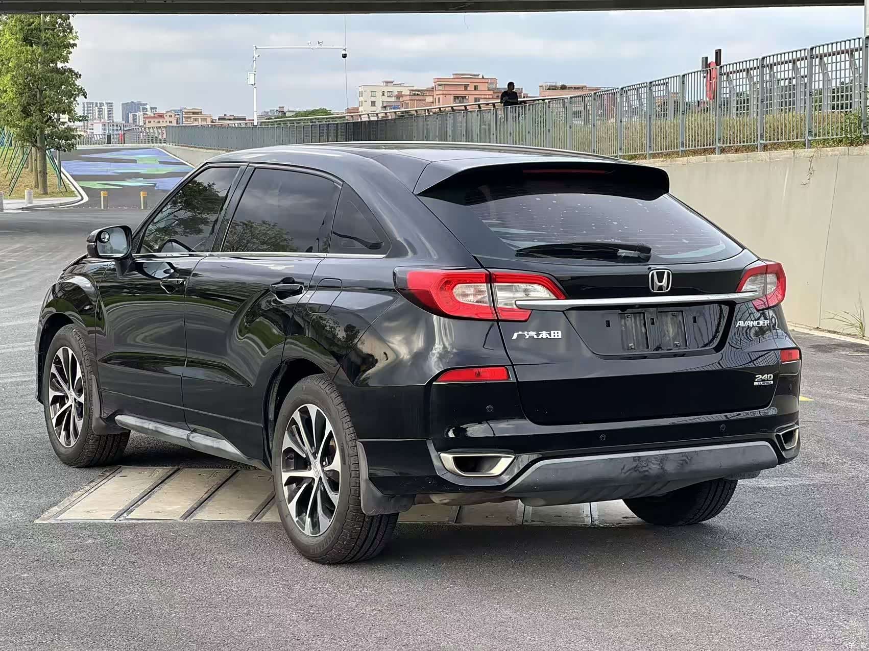 Honda Avancier, 2017 3