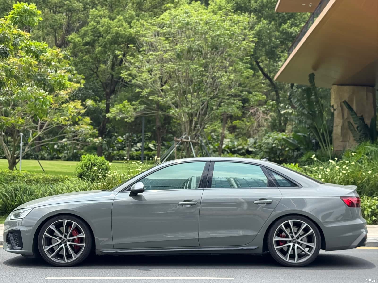 Audi S4, 2022 все фото