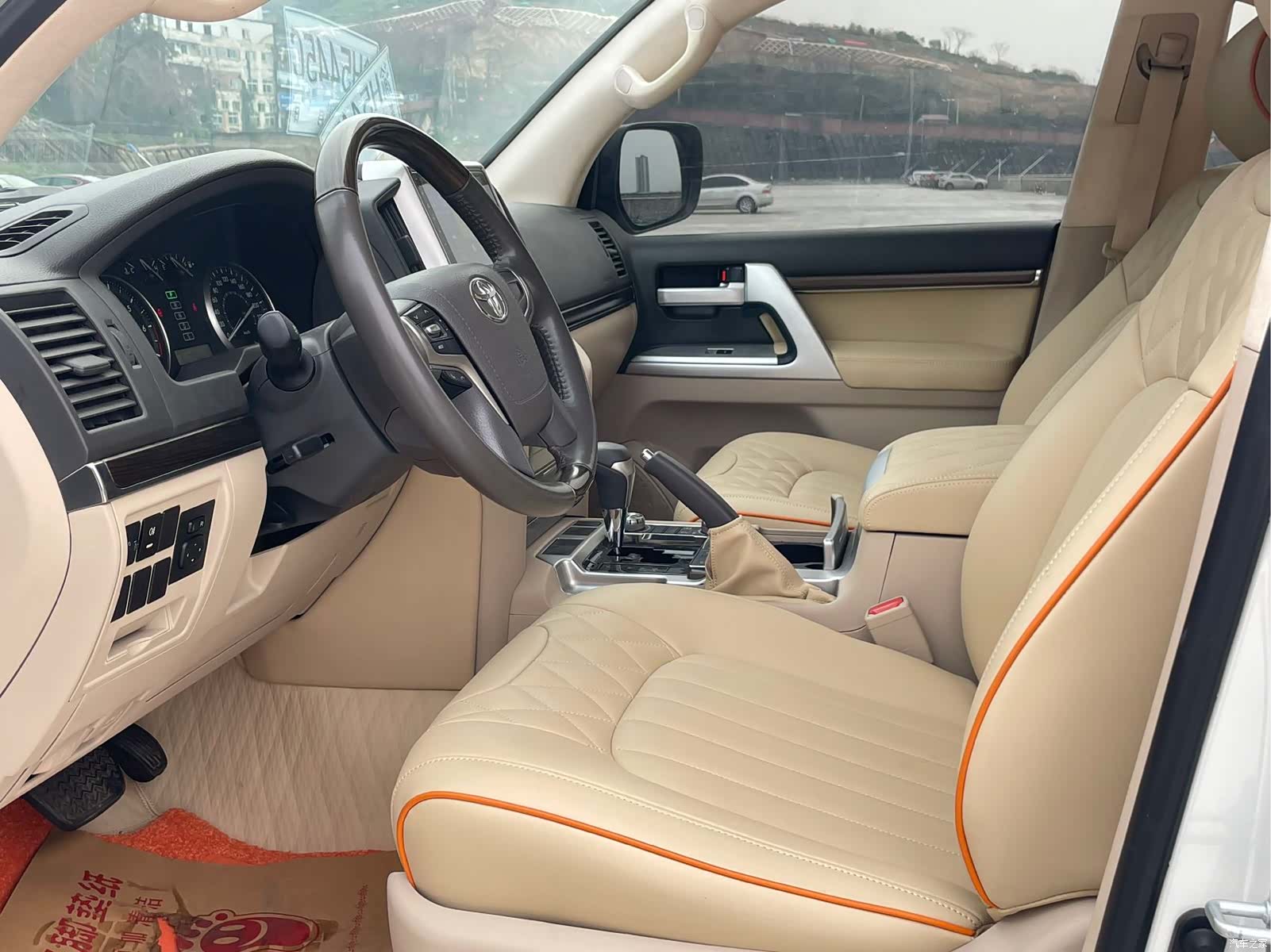 Toyota Land Cruiser, 2020 6