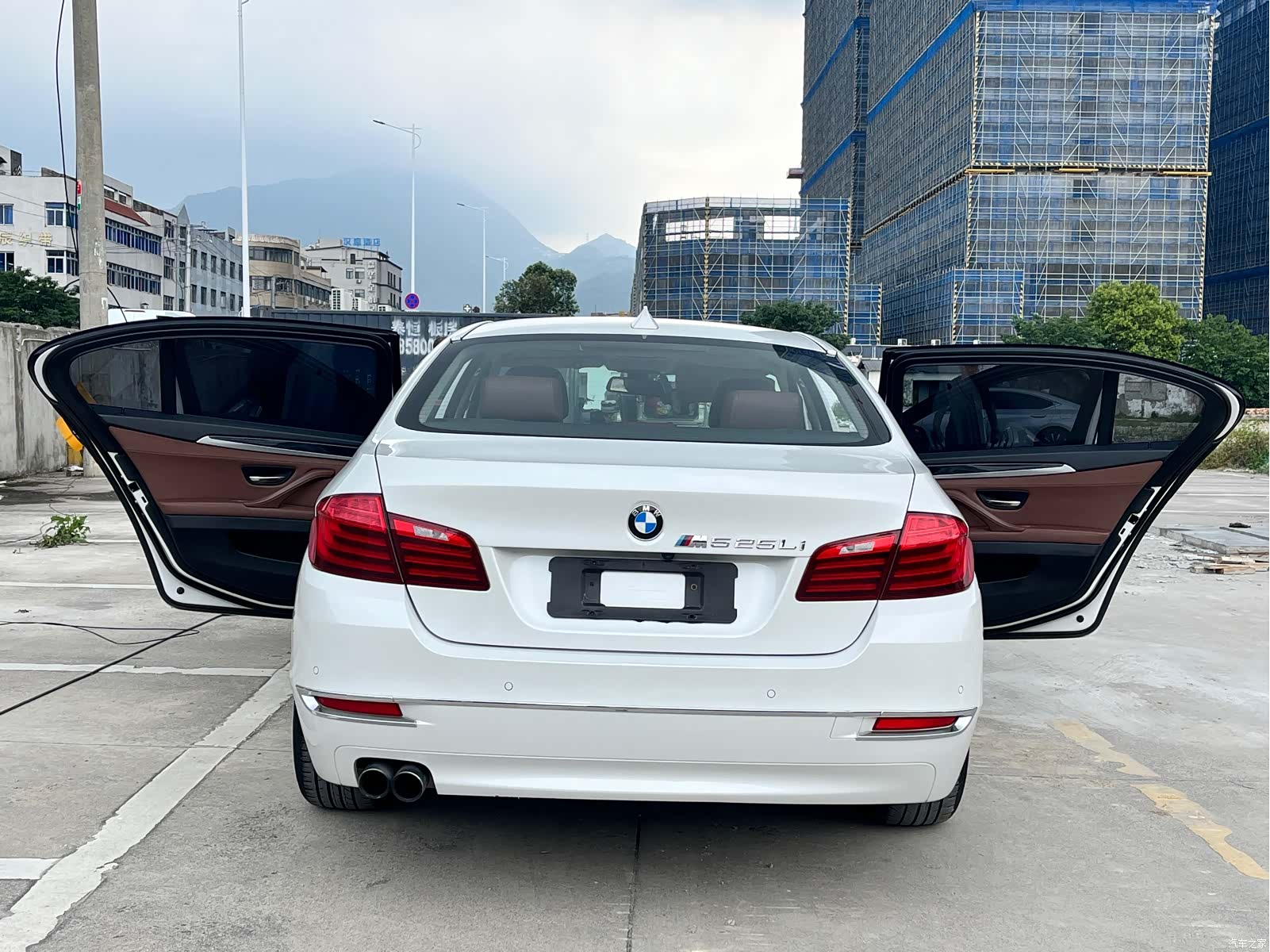BMW 5 Series, 2016 11
