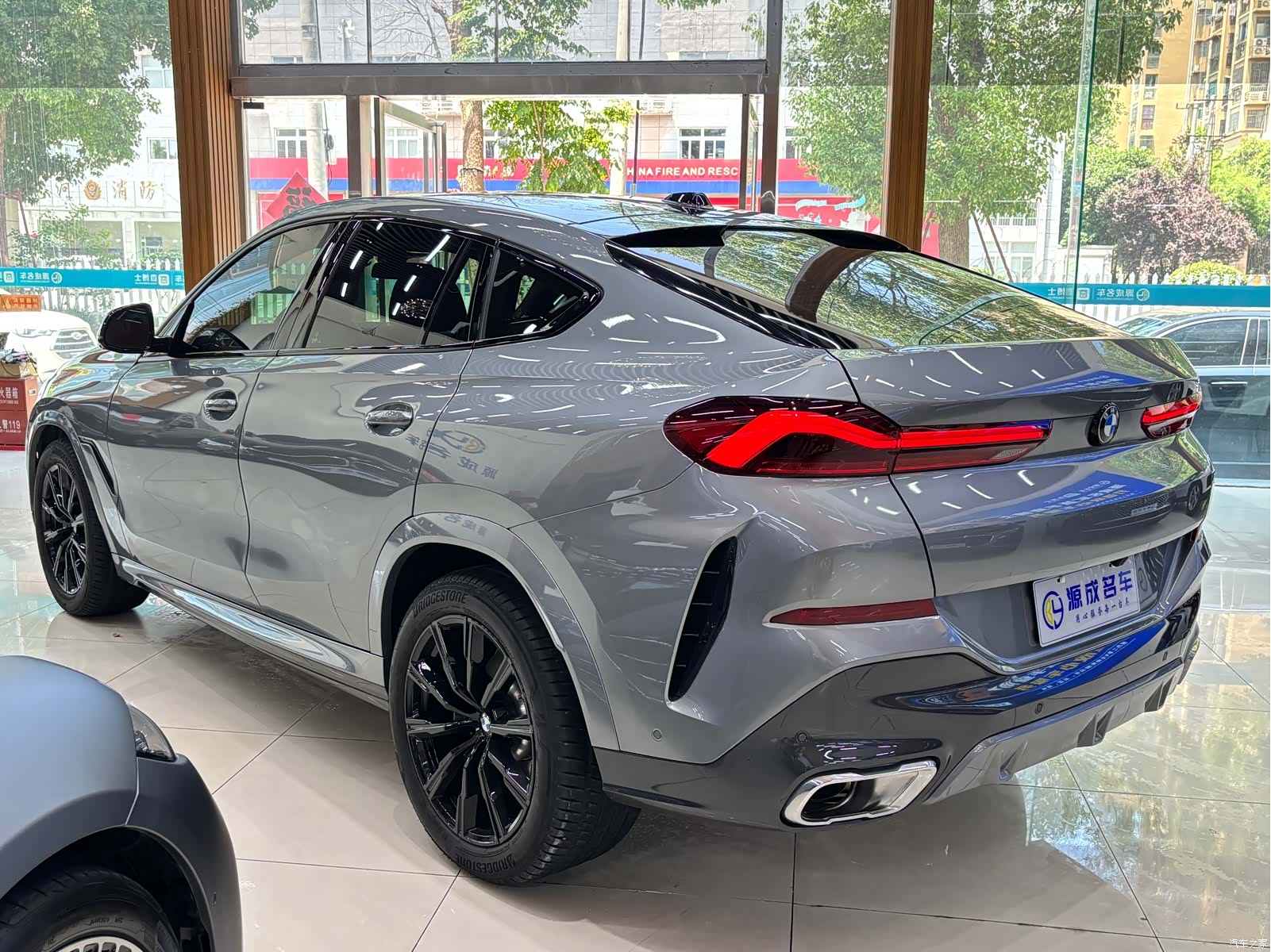 BMW X6, 2026 7