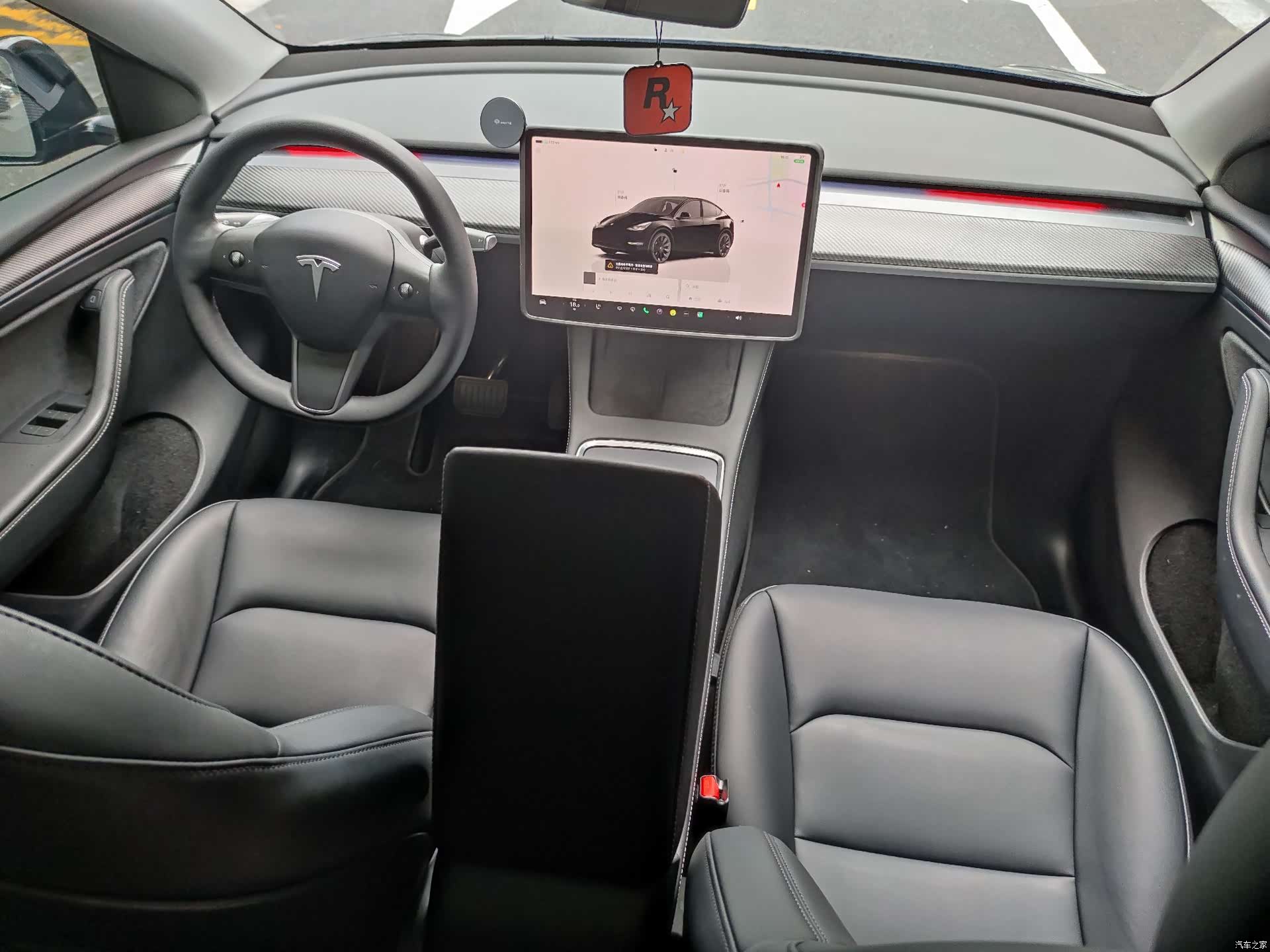 Tesla Model Y, 2023 10