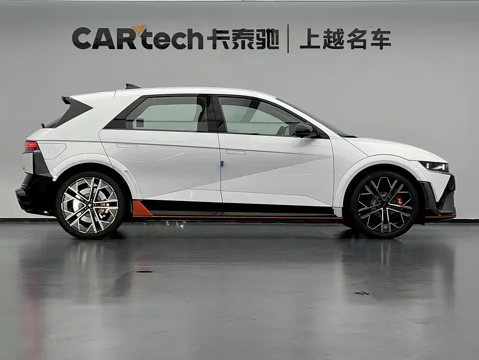 Hyundai IONIQ 5 N (IONIQ 5N)