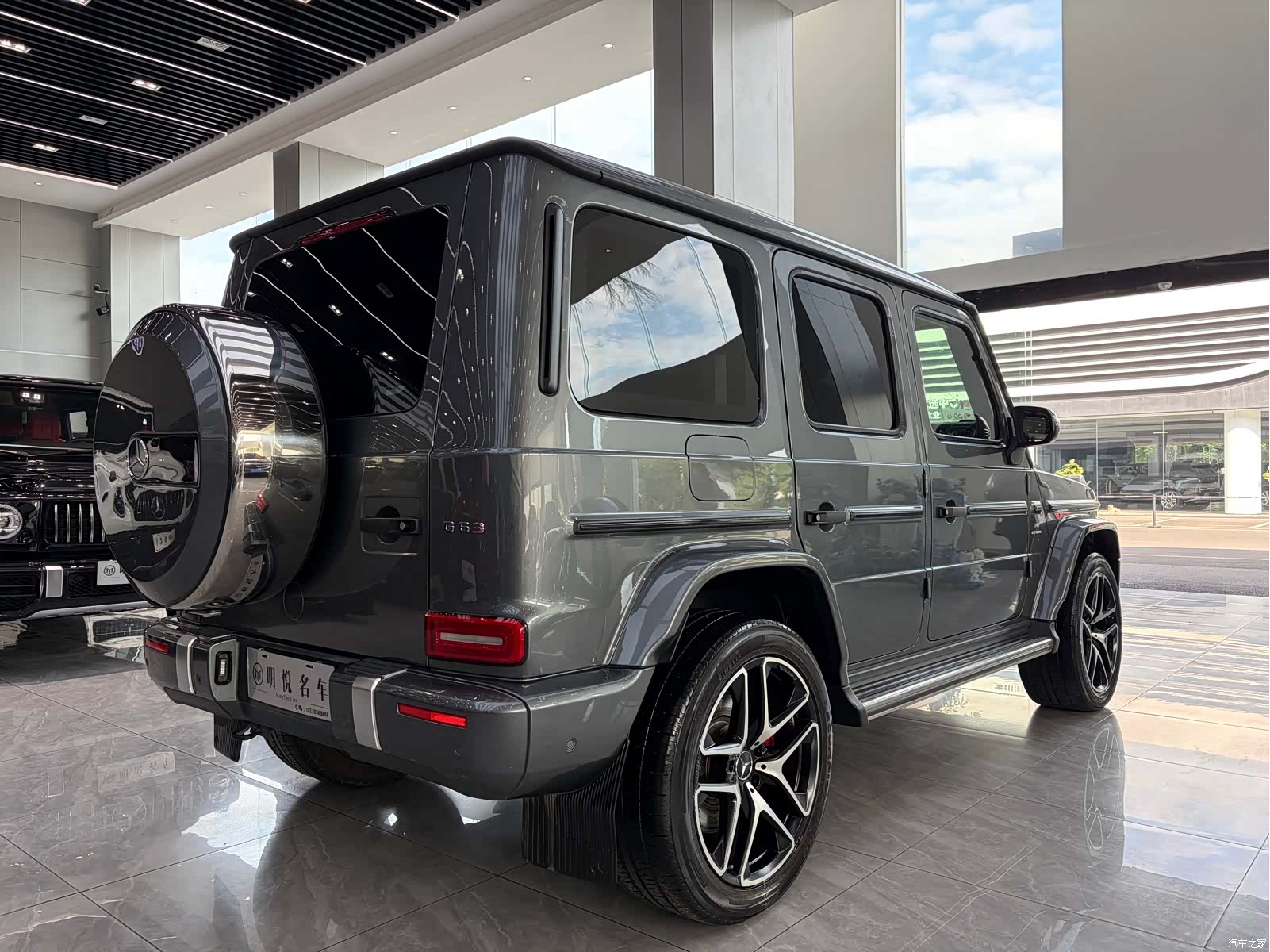 Mercedes-Benz G-Class, 2019 16