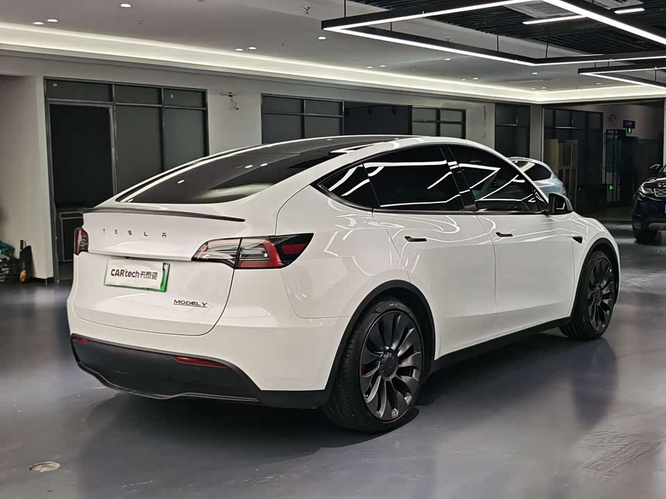 Tesla Model Y Tesla Model Y