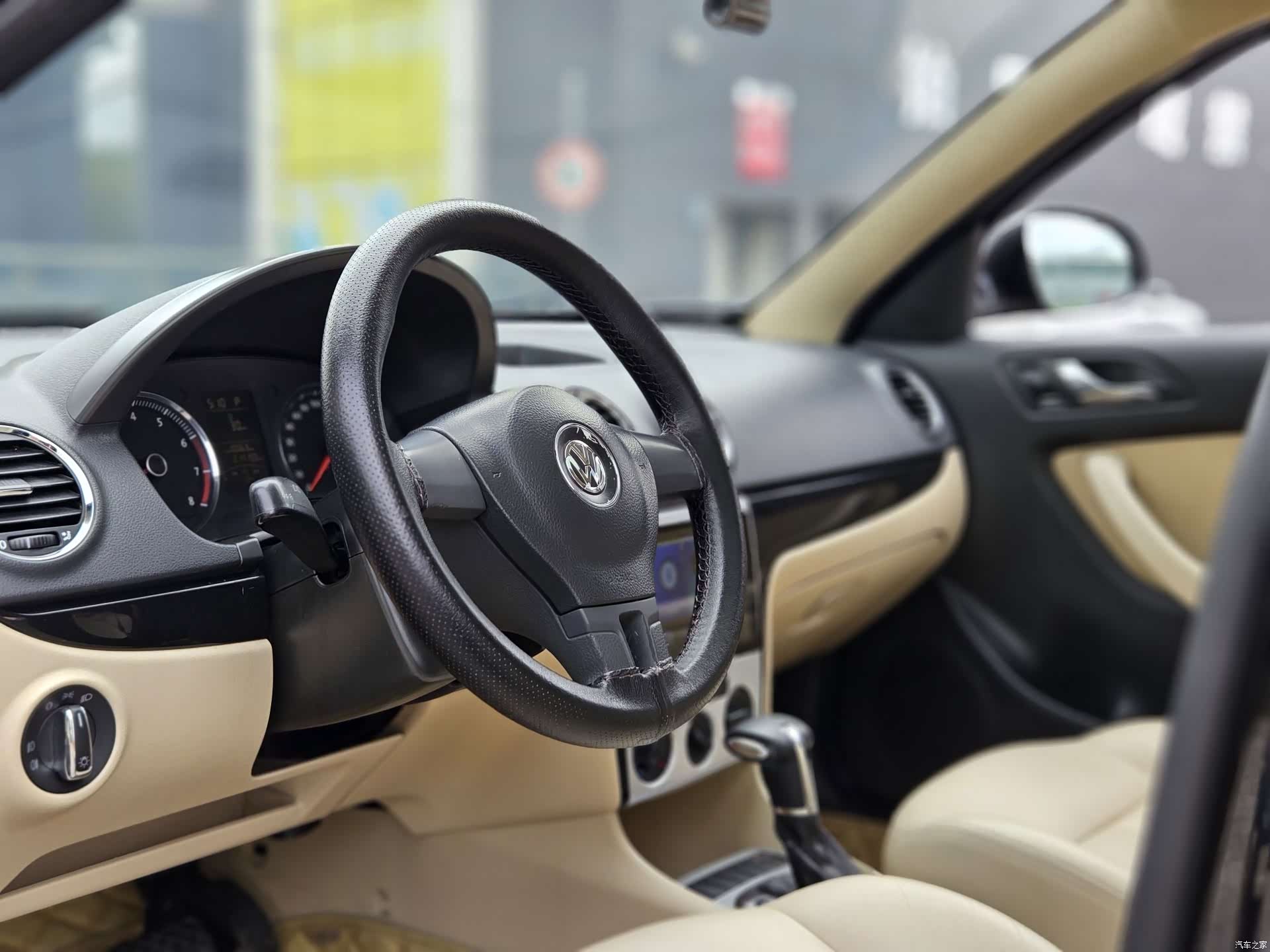 Volkswagen Lavida, 2011 12