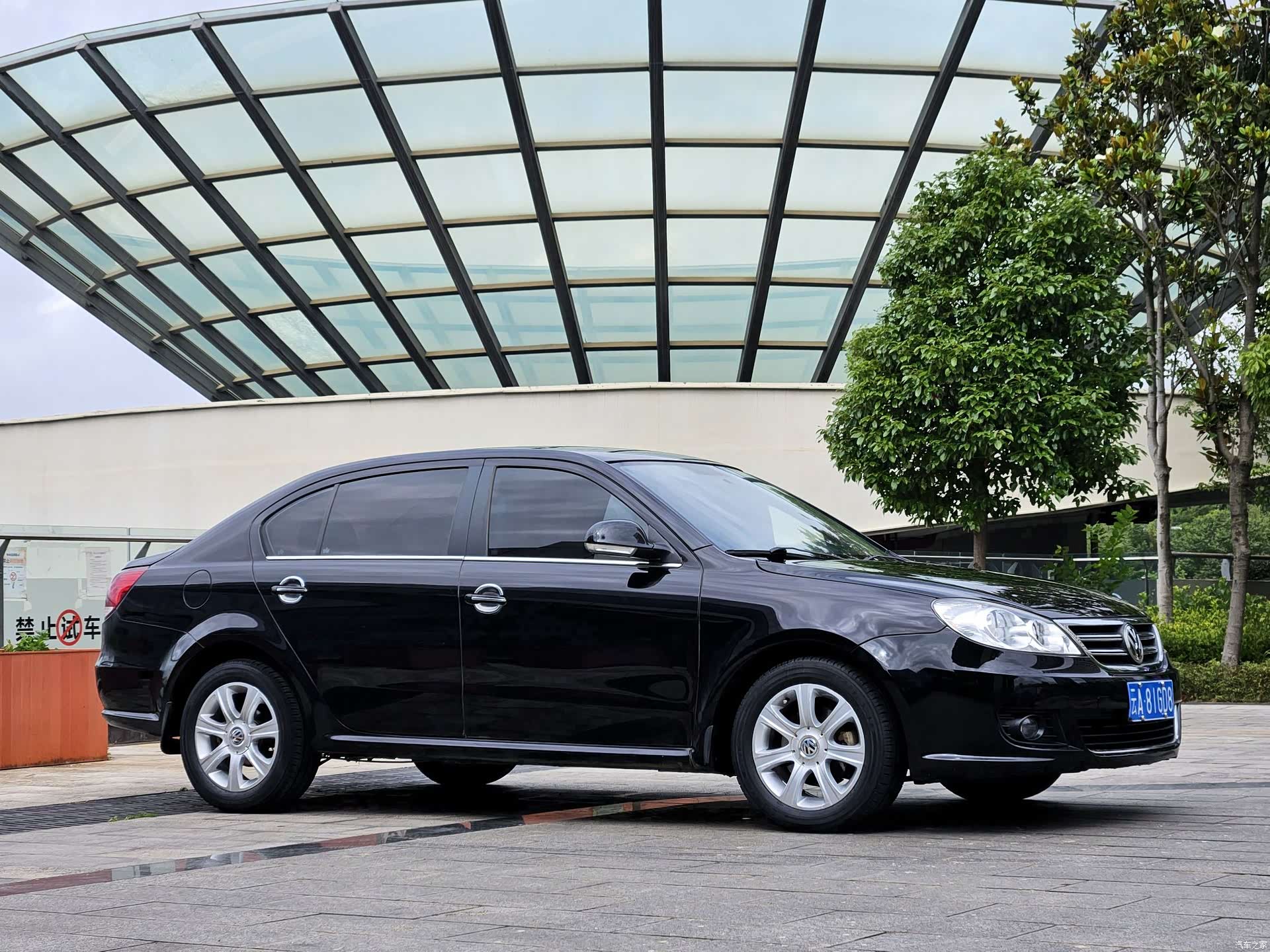 Volkswagen Lavida, 2011 3