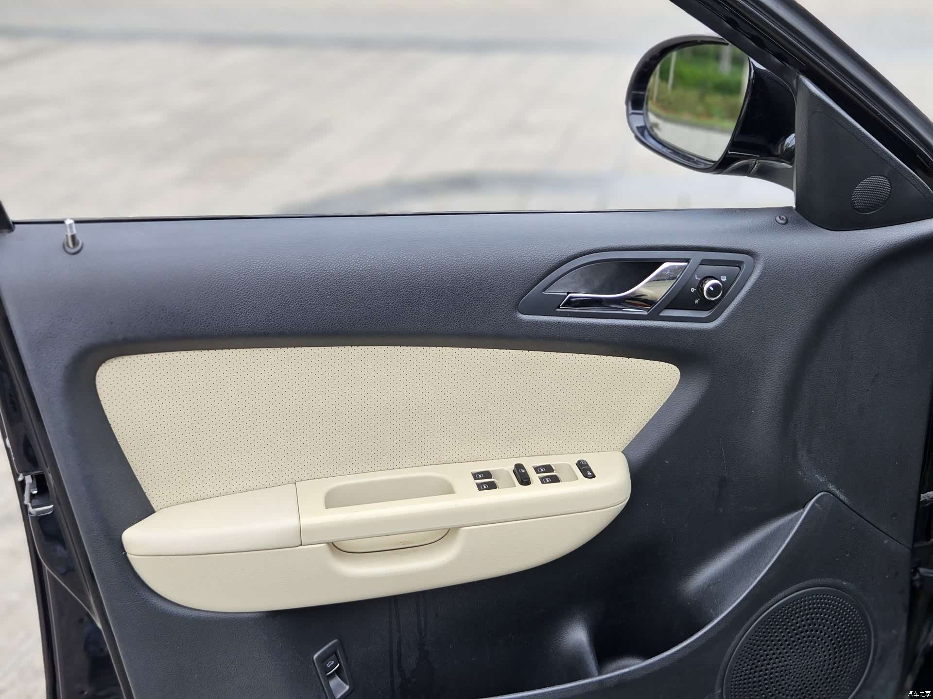 Volkswagen Lavida, 2011 19