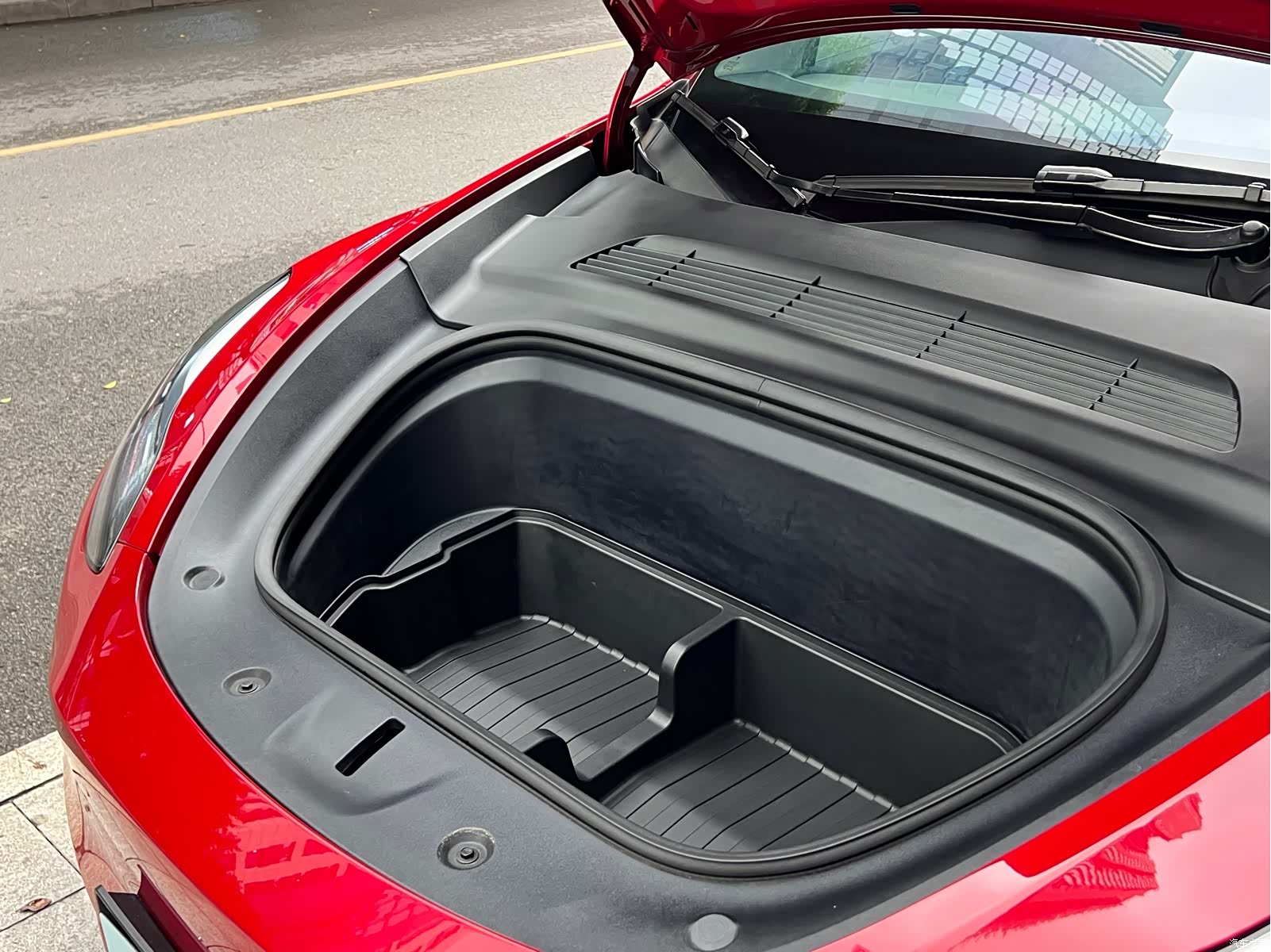 Tesla Model Y, 2023 12