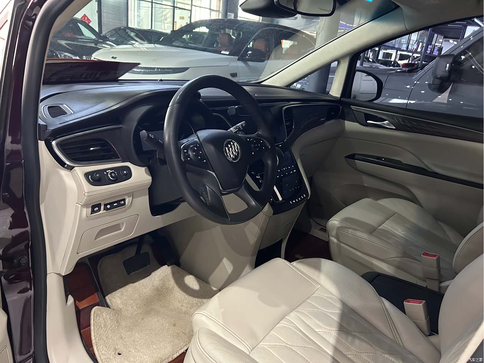 Buick GL8, 2018 2