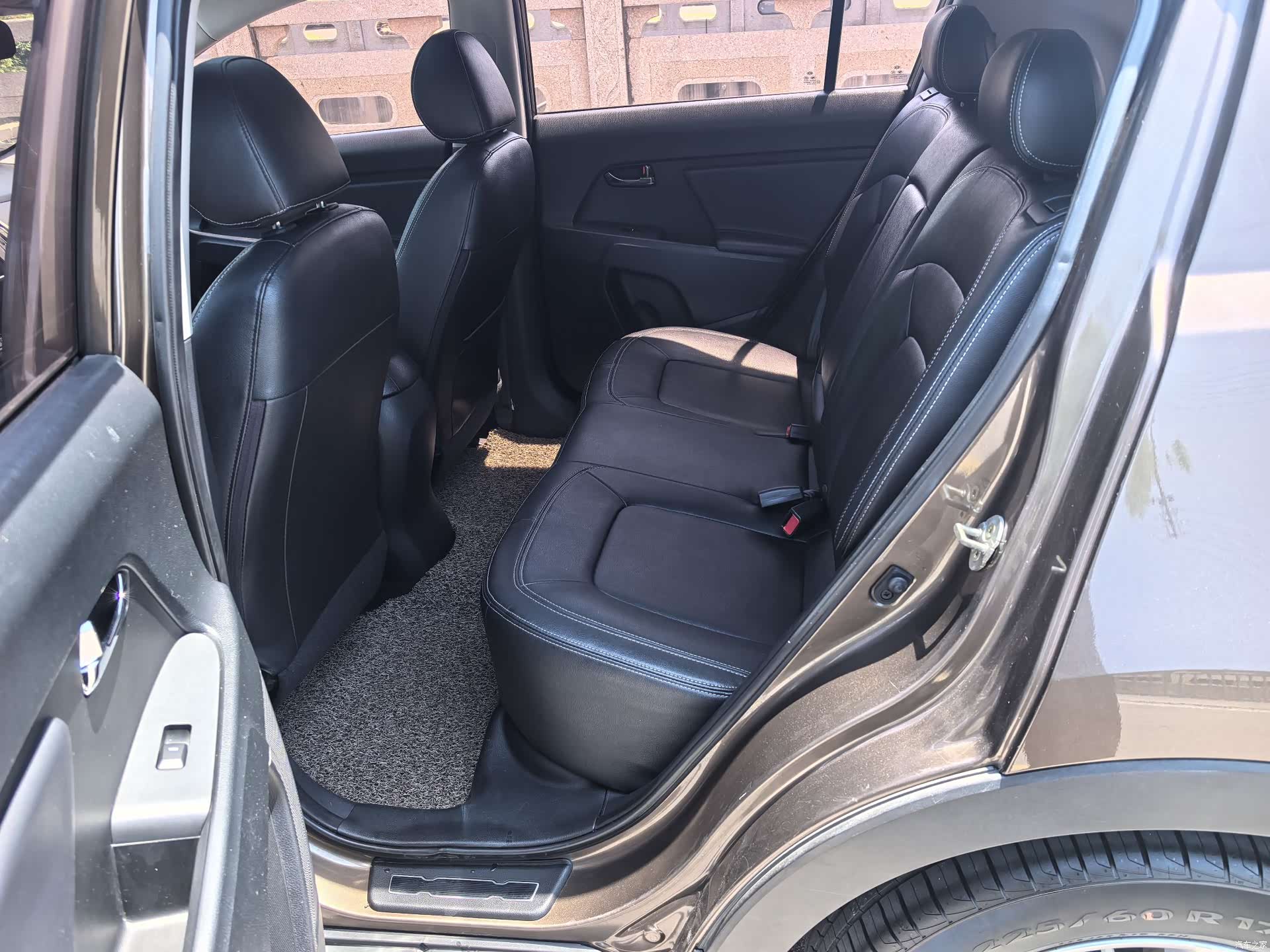 Kia Sportage, 2012 все фото