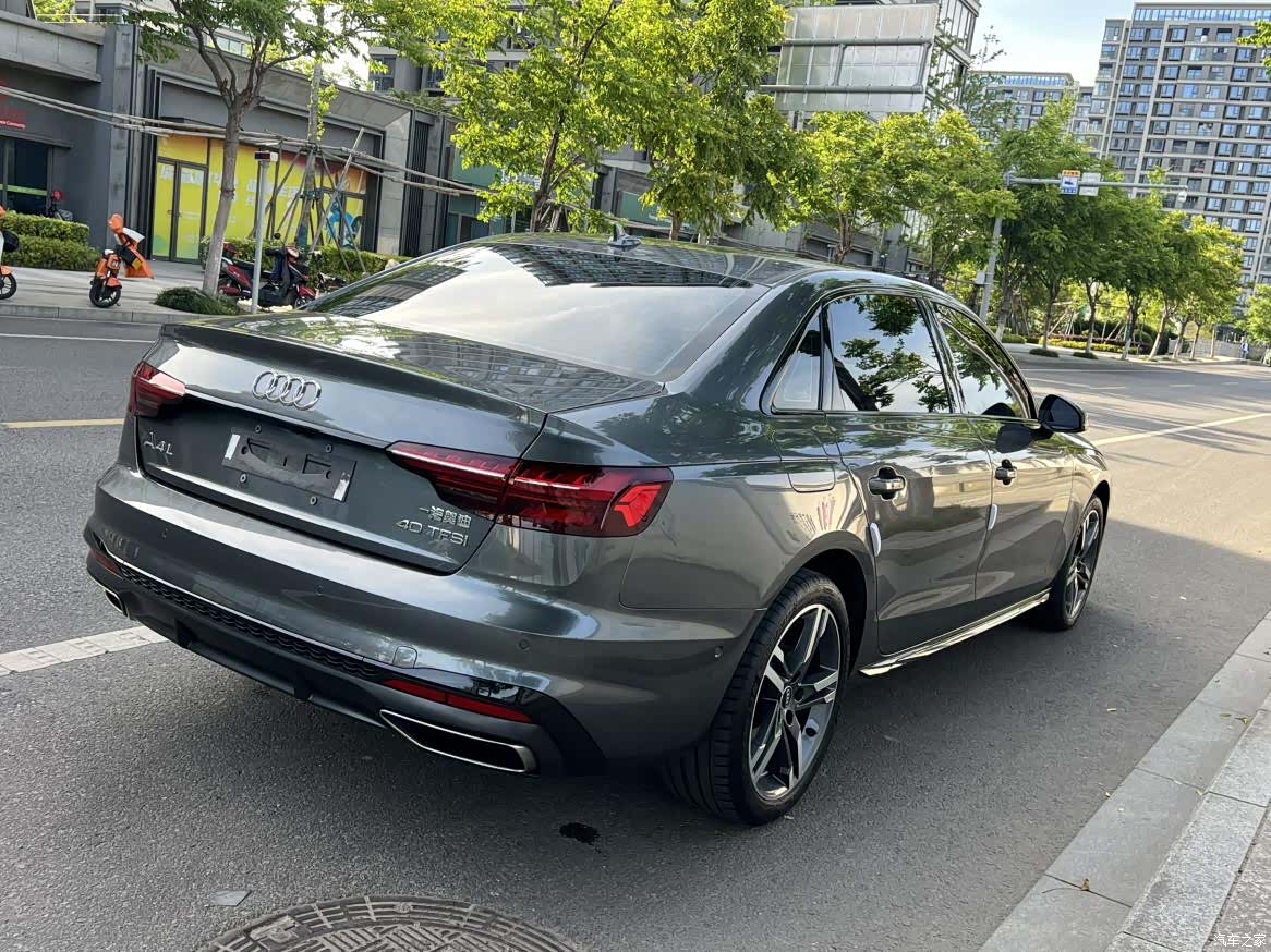 Audi A4L, 2022 18