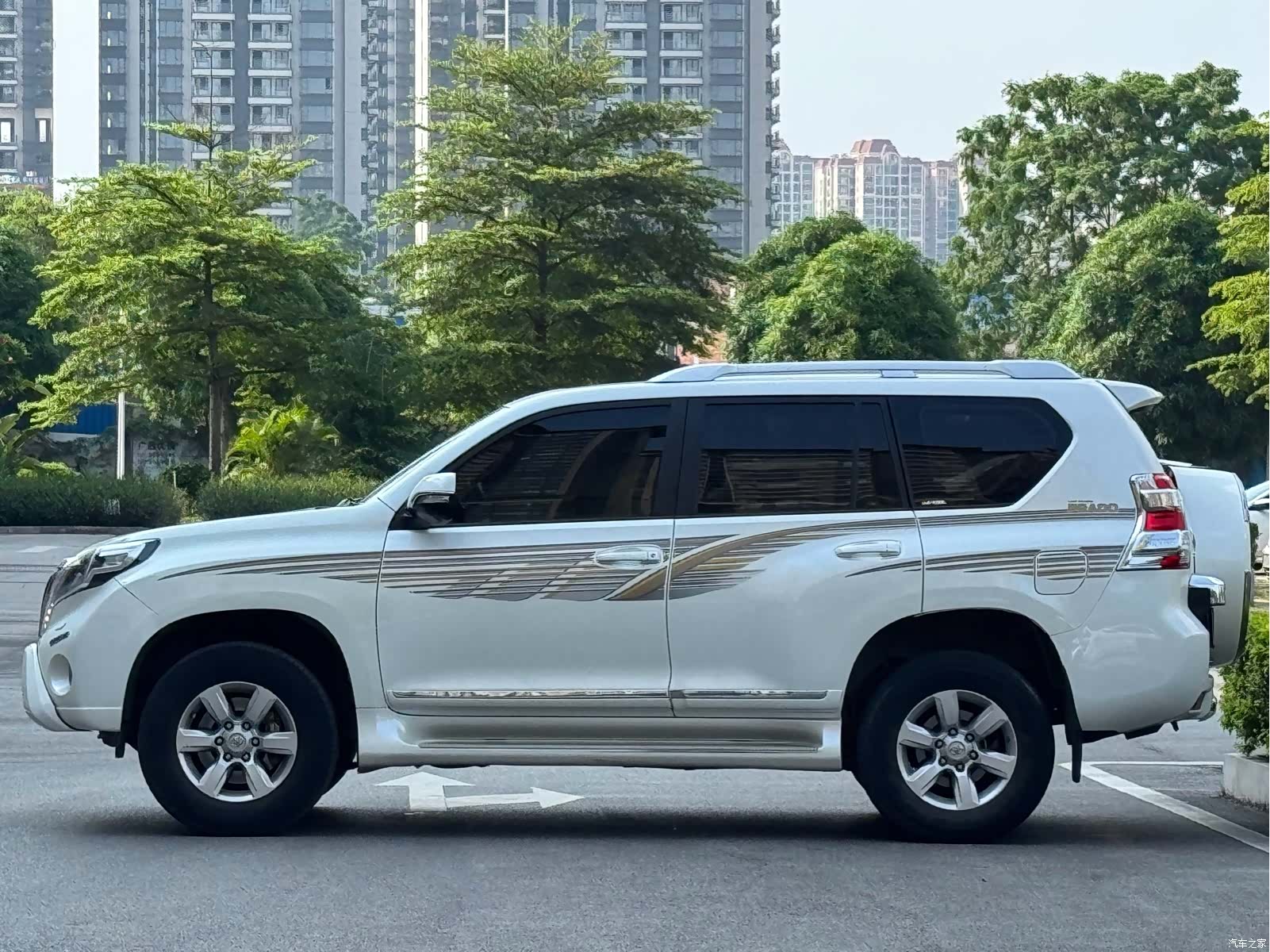 Toyota Prado, 2017 все фото