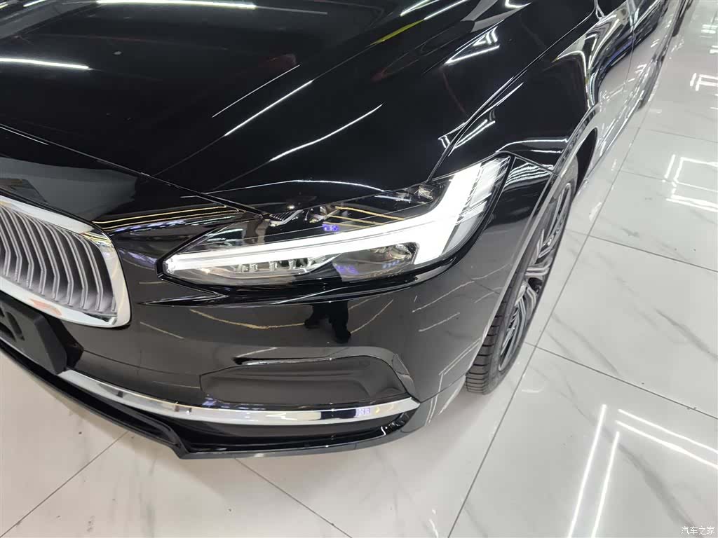 Volvo S90, 2025 24