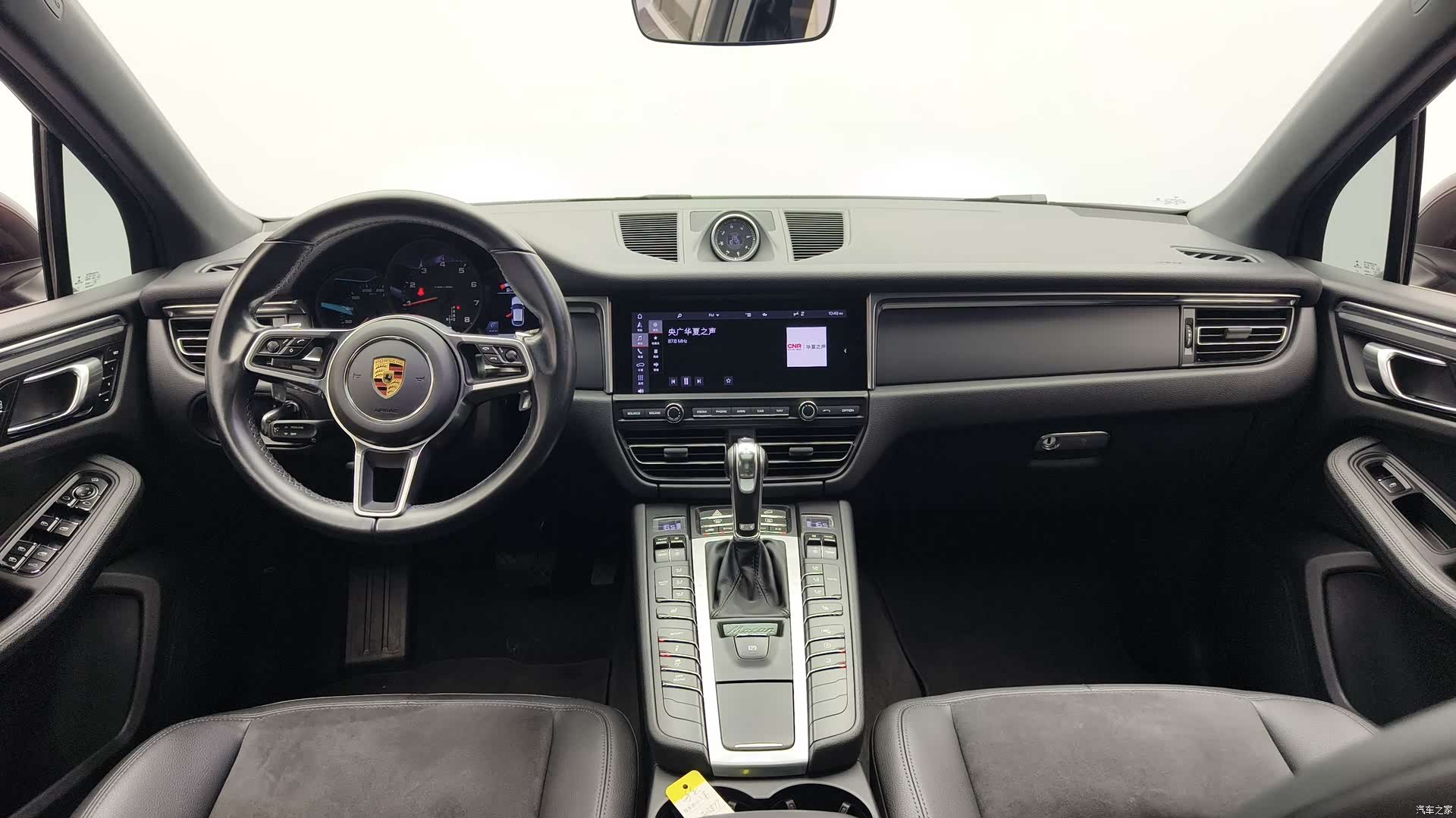 Porsche Macan, 2021 12