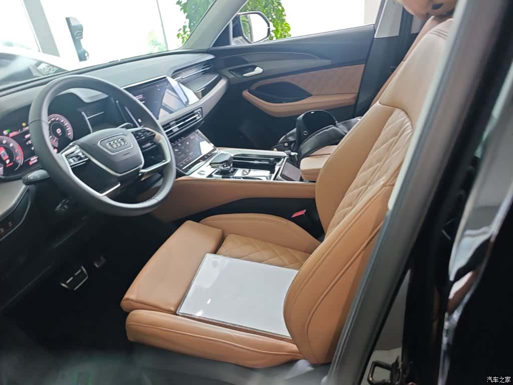 Audi Q6, 2025 15