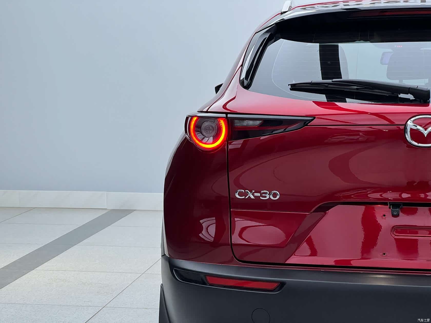 Mazda CX-30, 2022 23