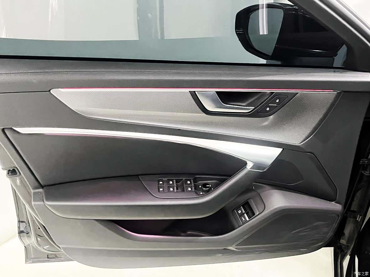 Audi A6L, 2022 10