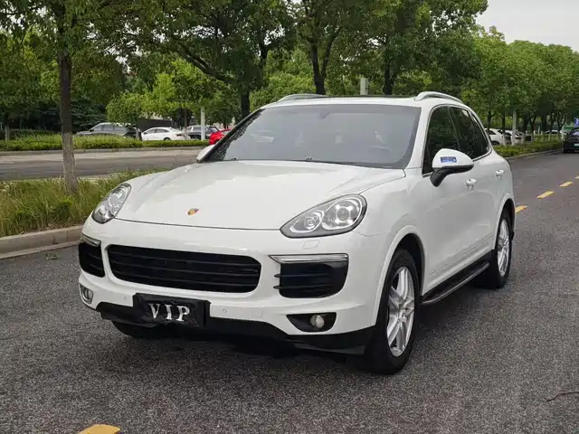 Porsche Cayenne 2016 — купить из Китая под заказ