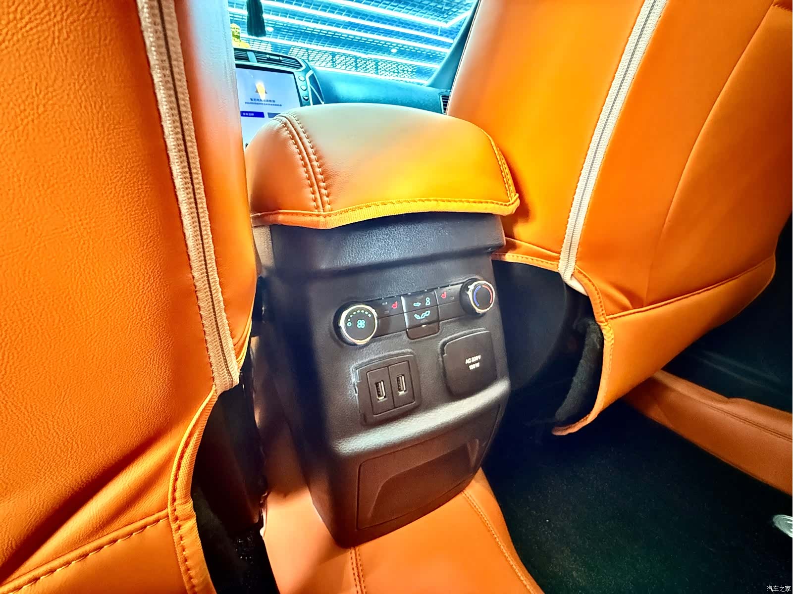 Ford Explorer, 2017 12
