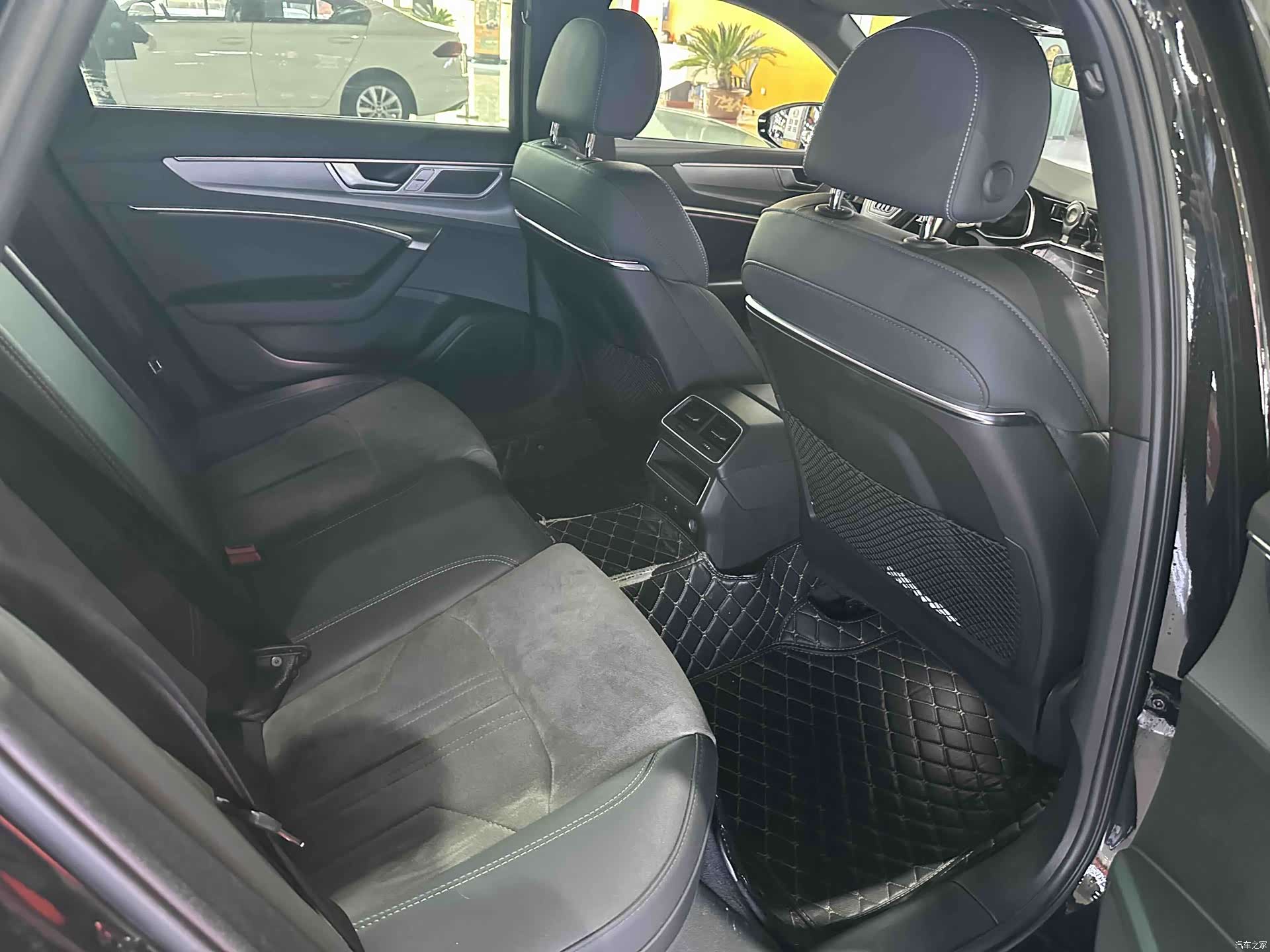 Audi A6L, 2023 все фото