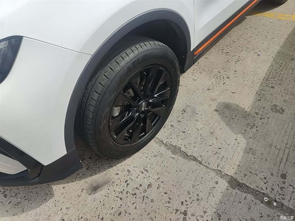 Geely Boyue, 2023 23
