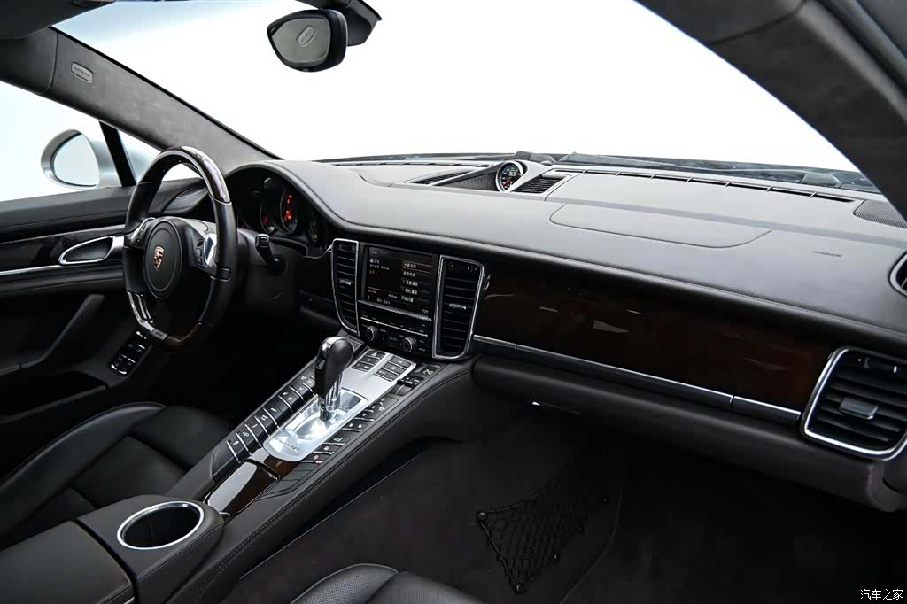 Porsche Panamera, 2010 12