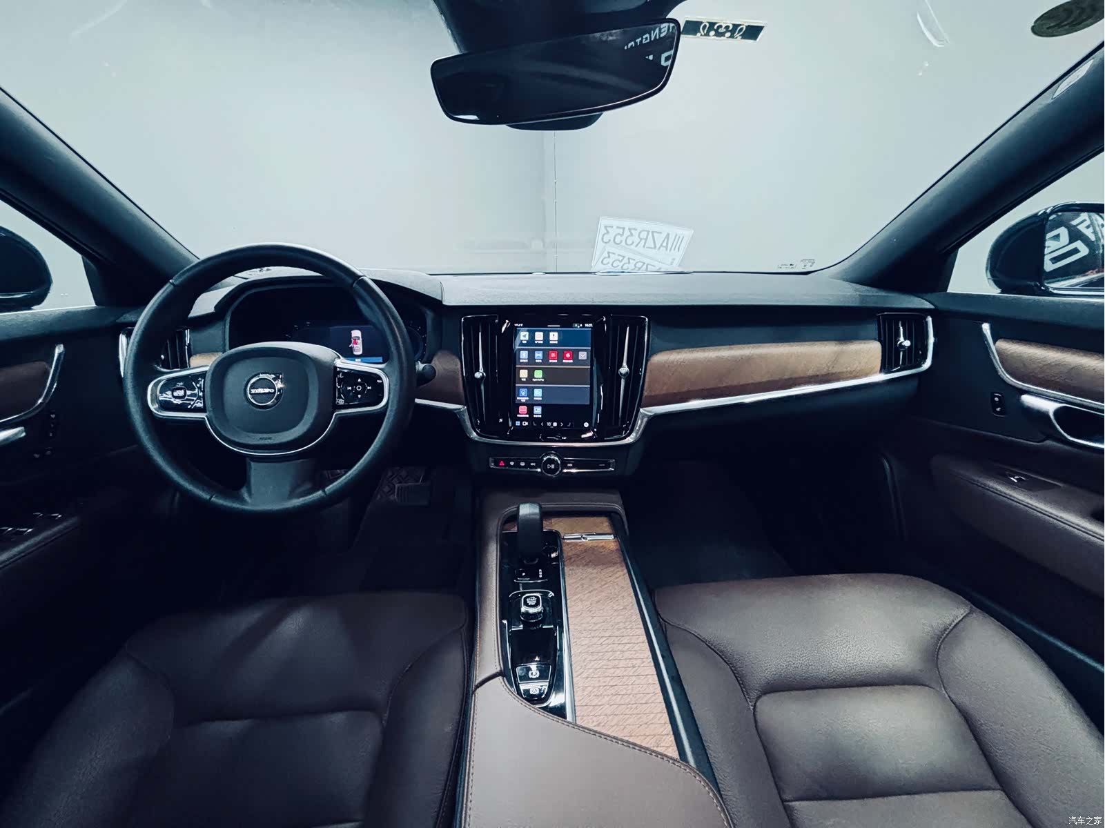 Volvo S90, 2025 11