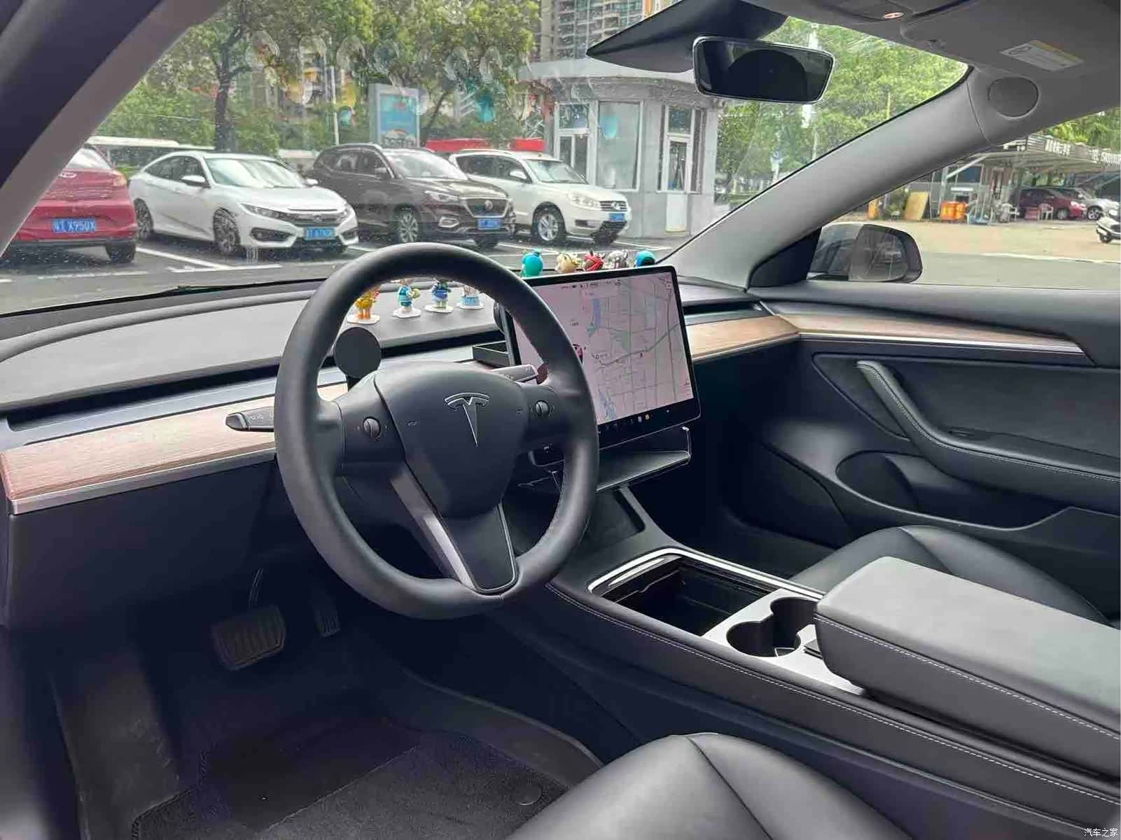 Tesla Model 3, 2021 4