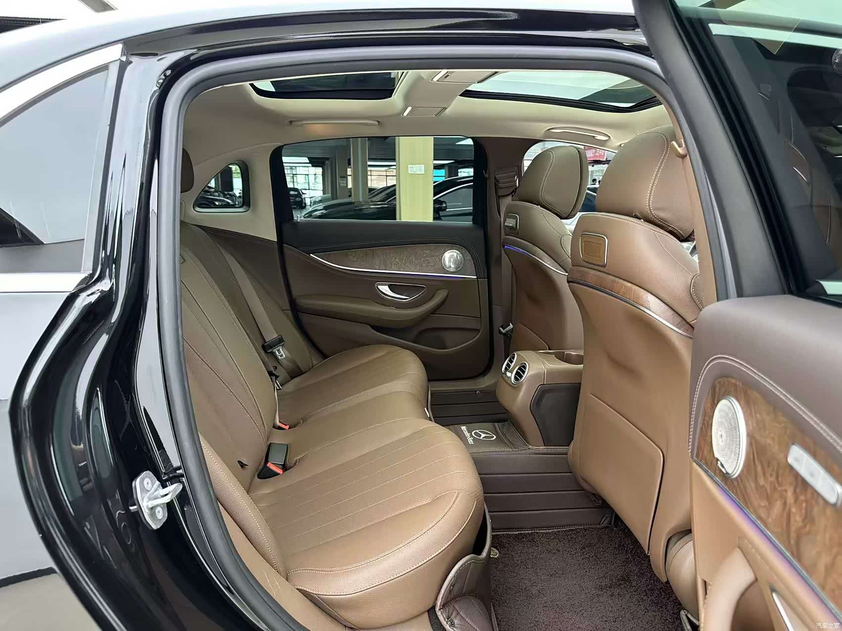 Mercedes-Benz E-Class, 2020 7