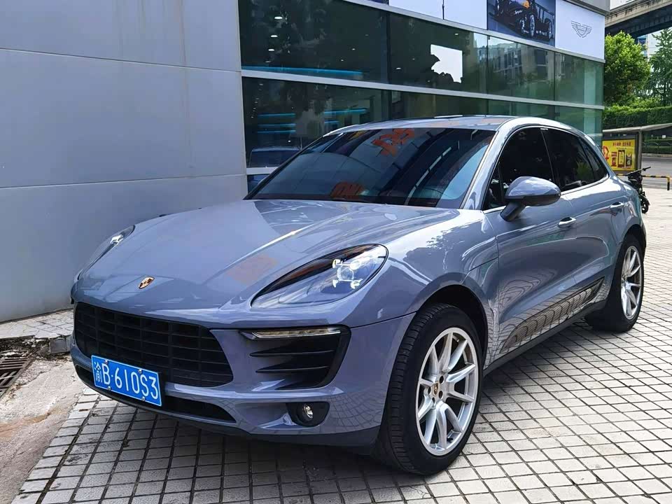 Porsche Macan