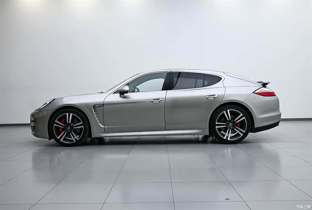 Porsche Panamera, 2010 все фото