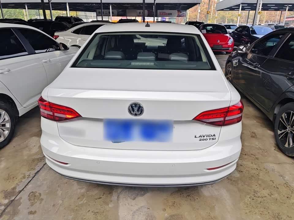 Volkswagen Lavida