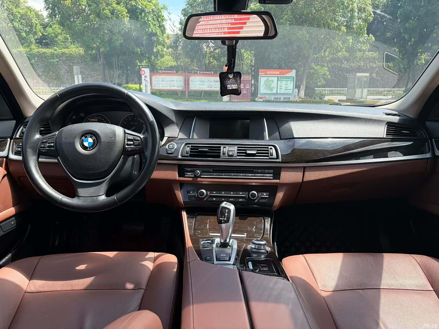 BMW 5 Series, 2017 все фото