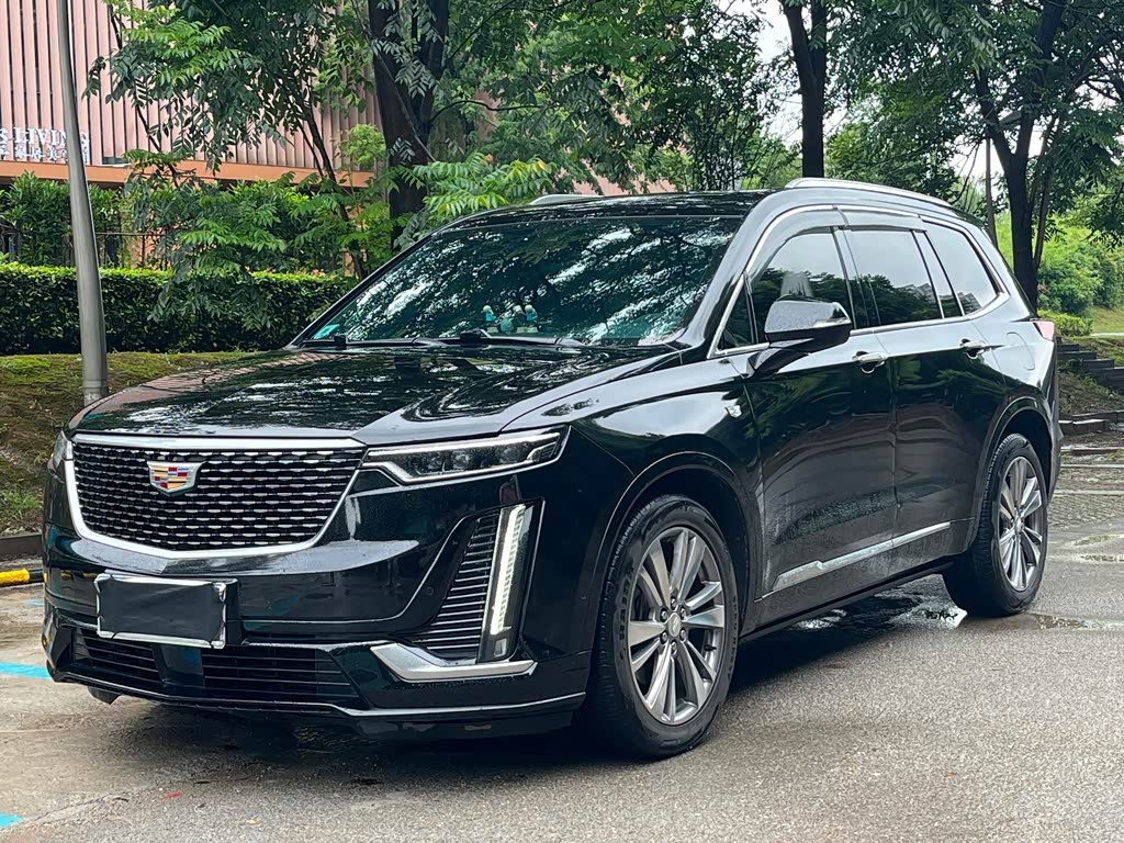 Cadillac XT6