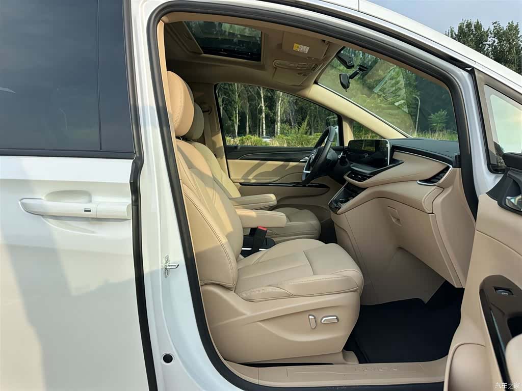 Buick GL8, 2025 15