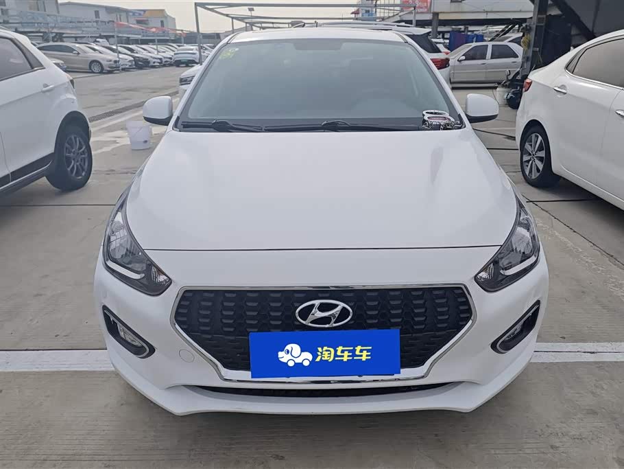 Hyundai Rena