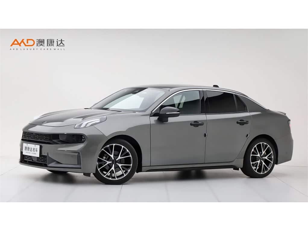 Lynk & Co 03