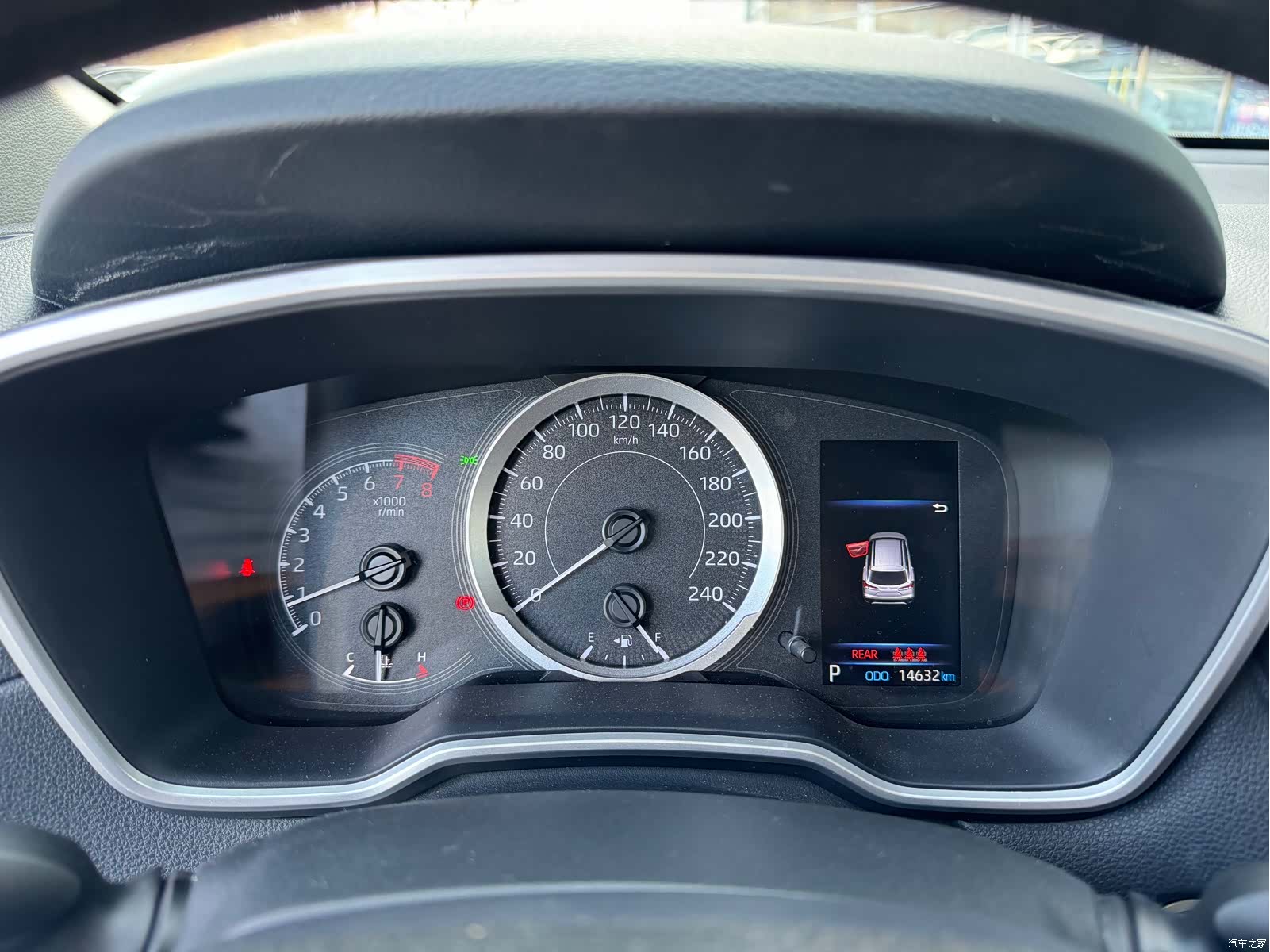 Toyota Frontlander, 2022 11