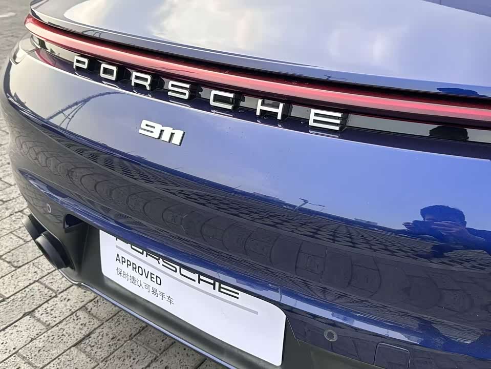 Porsche 911