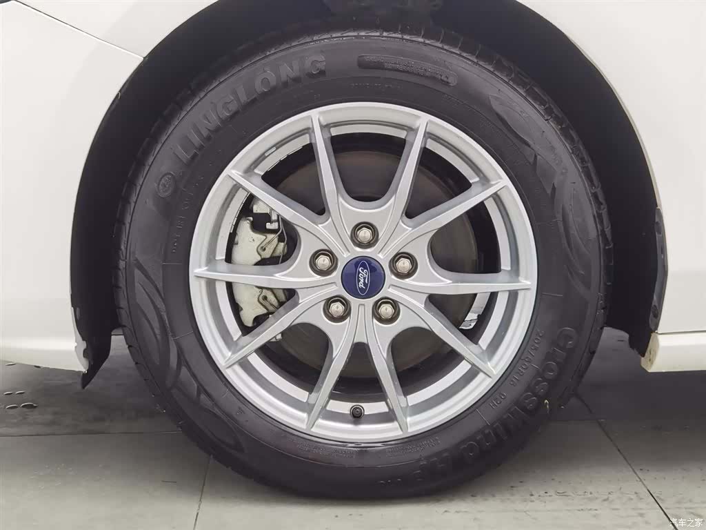 Ford Focus, 2022 17