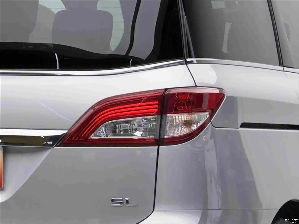Nissan SL, 2016 19