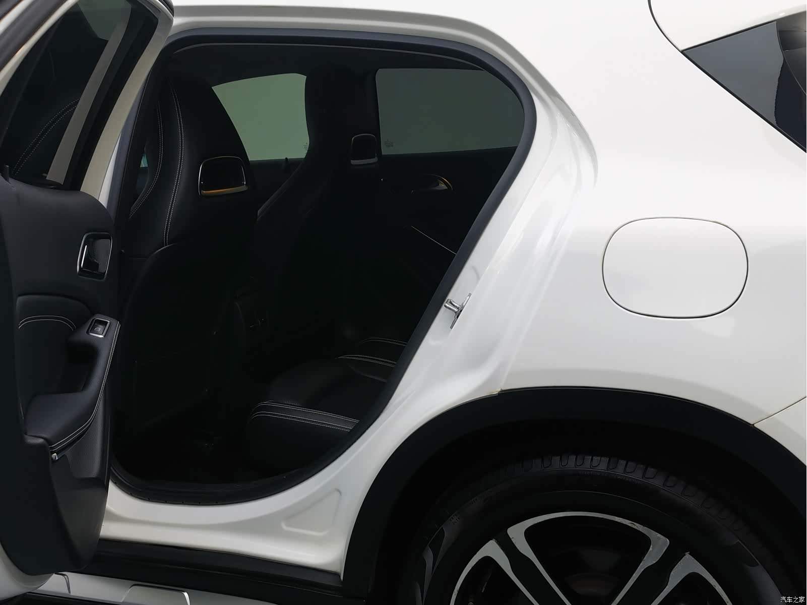 Mercedes-Benz GLA, 2018 7